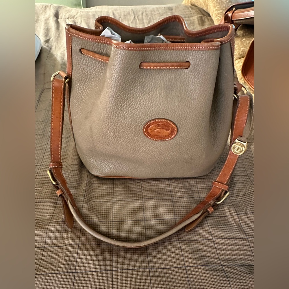 Vintage Dooney & Bourke Brown Leather Bucket Bag
